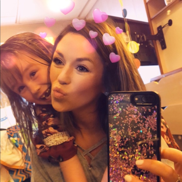 Meet your Posher, Ashton - Picture 1 of 1